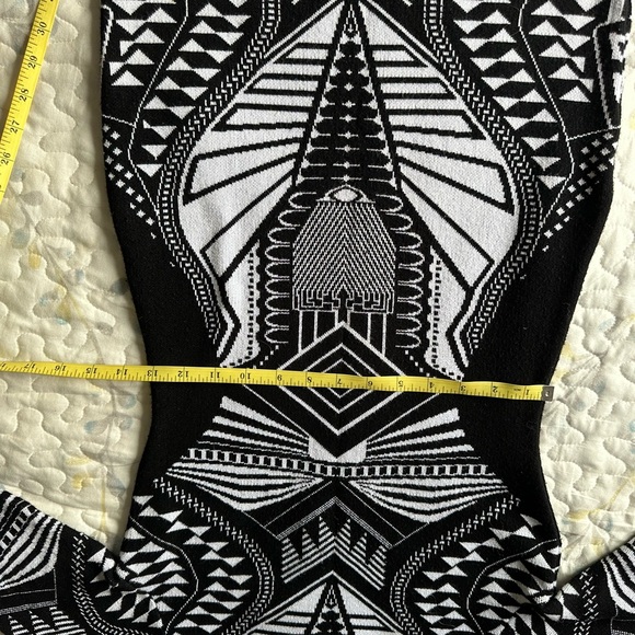 Wool dress. A go-to staple for cooler work days. - Picture 4 of 6